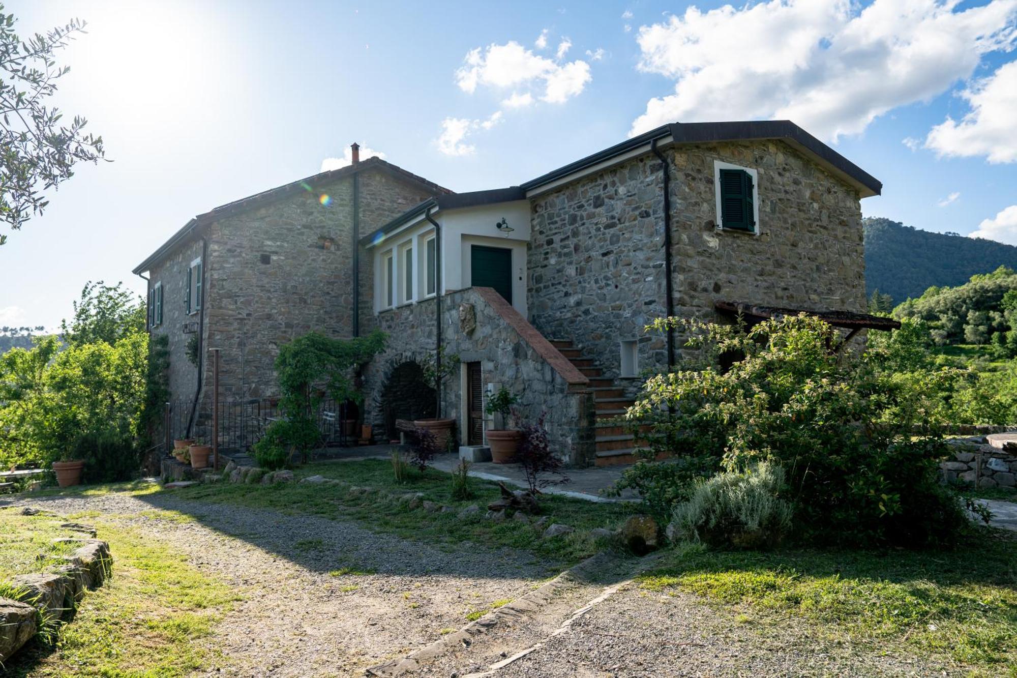 Agriturismo I Due Ghiri - Cinque Terre Calice al Cornoviglio Exterior foto